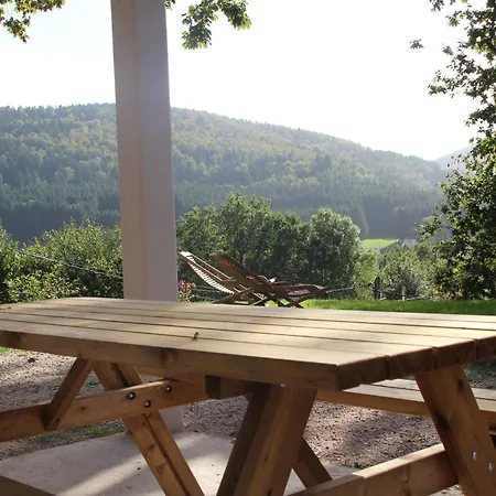 Hébergement de vacances Le Joli Bois *