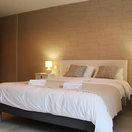 Le Joli Bois Casa de Férias Colroy-la-Roche